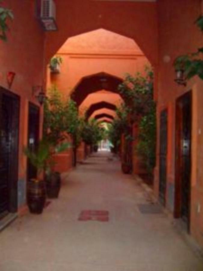 Dar Tariq 3 Suites Avec Pisicine Marrakesh Exterior photo